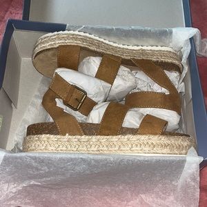 NWT Cognac Universal Thread Espadrilles